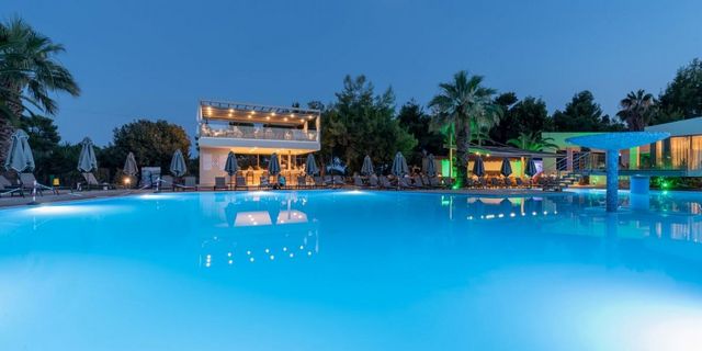 Poseidon Hotel Sea Resort - Почивка